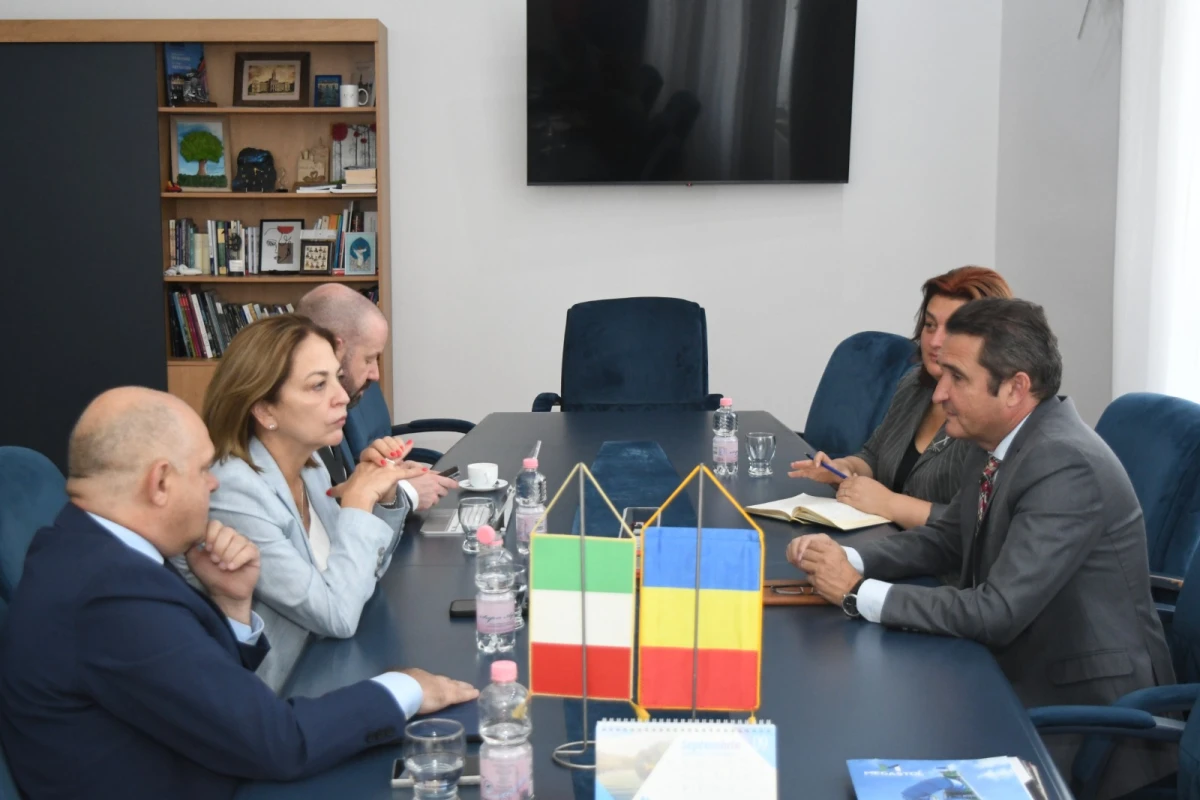 Primăria Municipiului Arad, dialog consolidat cu reprezentanții diplomatici ai Italiei