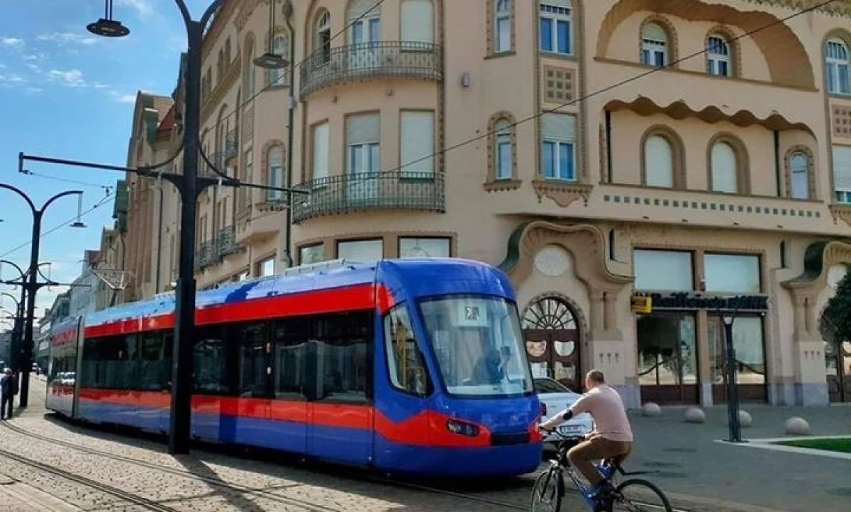 Primăria Oradea a finalizat achiziția a 20 de tramvaie noi de la Astra Arad. Bibarț e tot la stadiul de povești vânătorești