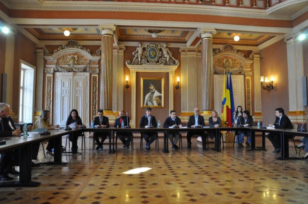 PRIMARIA SI PARTIDELE POLITICE AU SEMNAT PROTOCOLUL PENTRU PROIECTUL ARAD CAPITALA CULTURALA