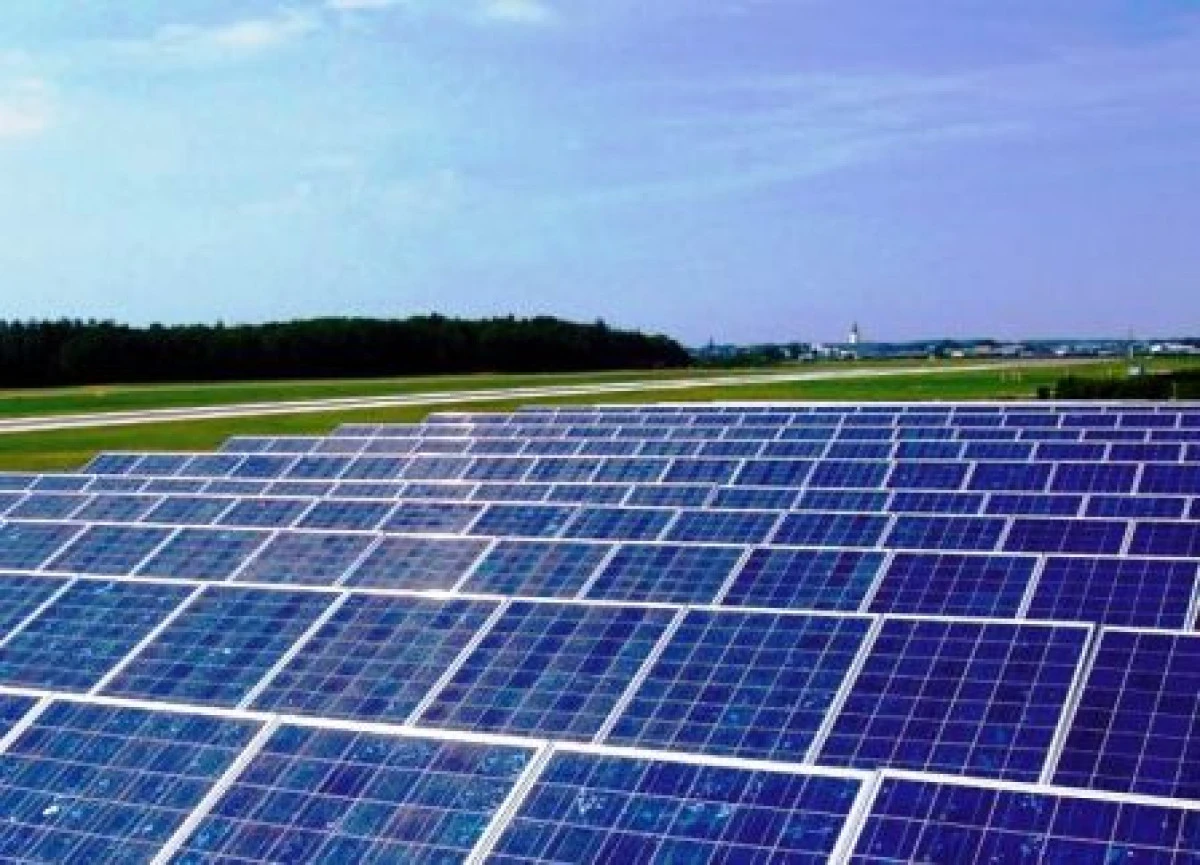 Primăriile Pilu și Grăniceri au finalizat autorizarea construirii celui mai mare parc fotovoltaic din Europa