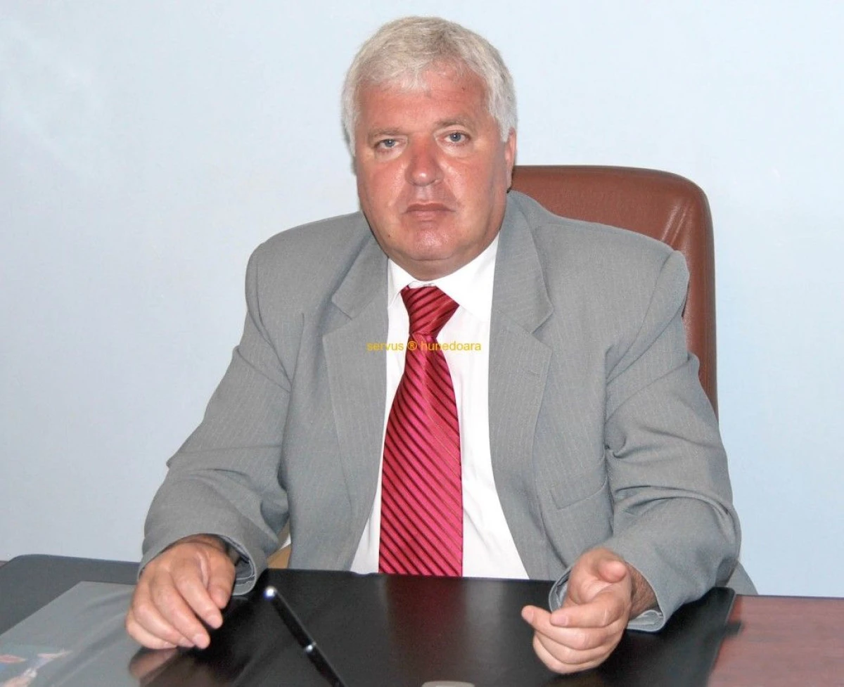 PRIMARUL MUNICIPIULUI LUPENI, CORNEL RESMERITA, ARESTAT IN DOSARUL "GALA BUTE"