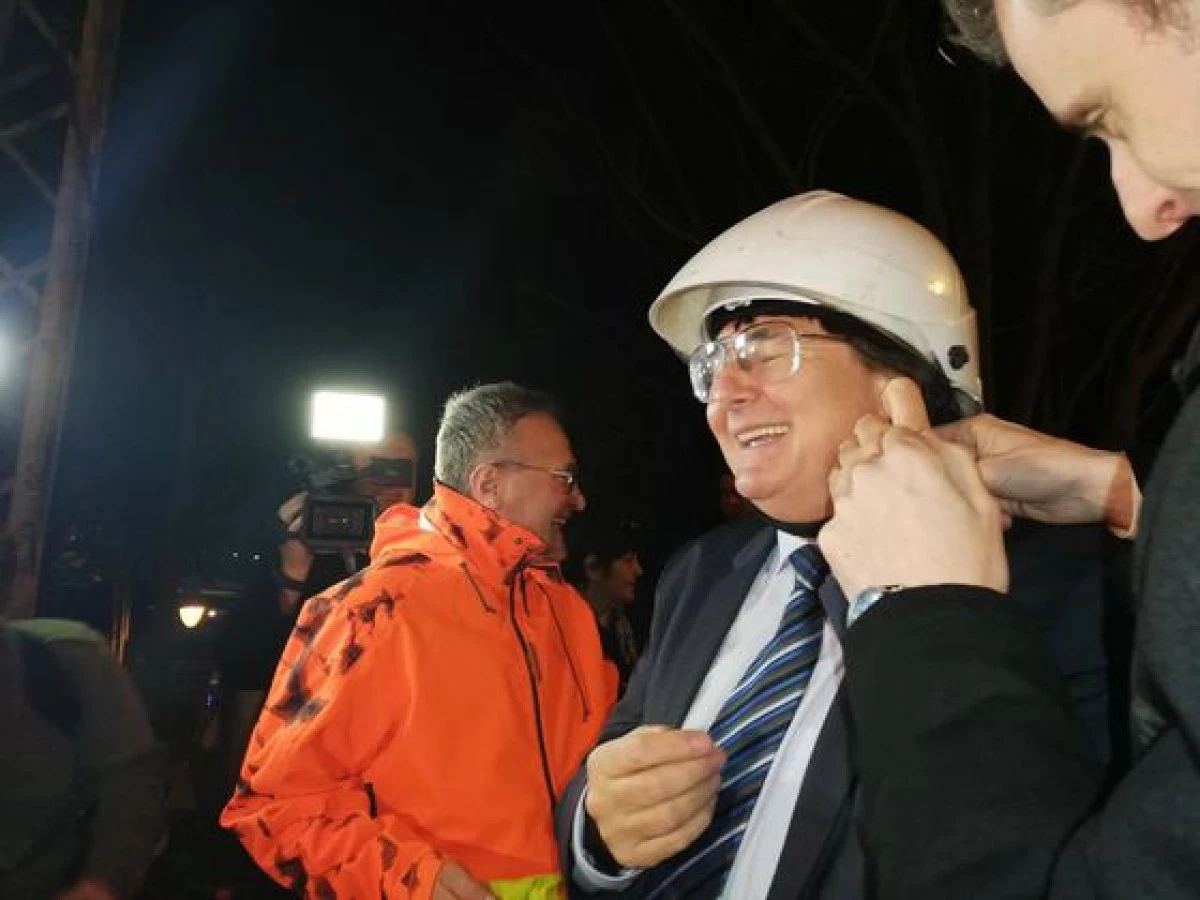 Primarul Timișoarei a lăsat fără internet și Inspectoratul Școlar Arad