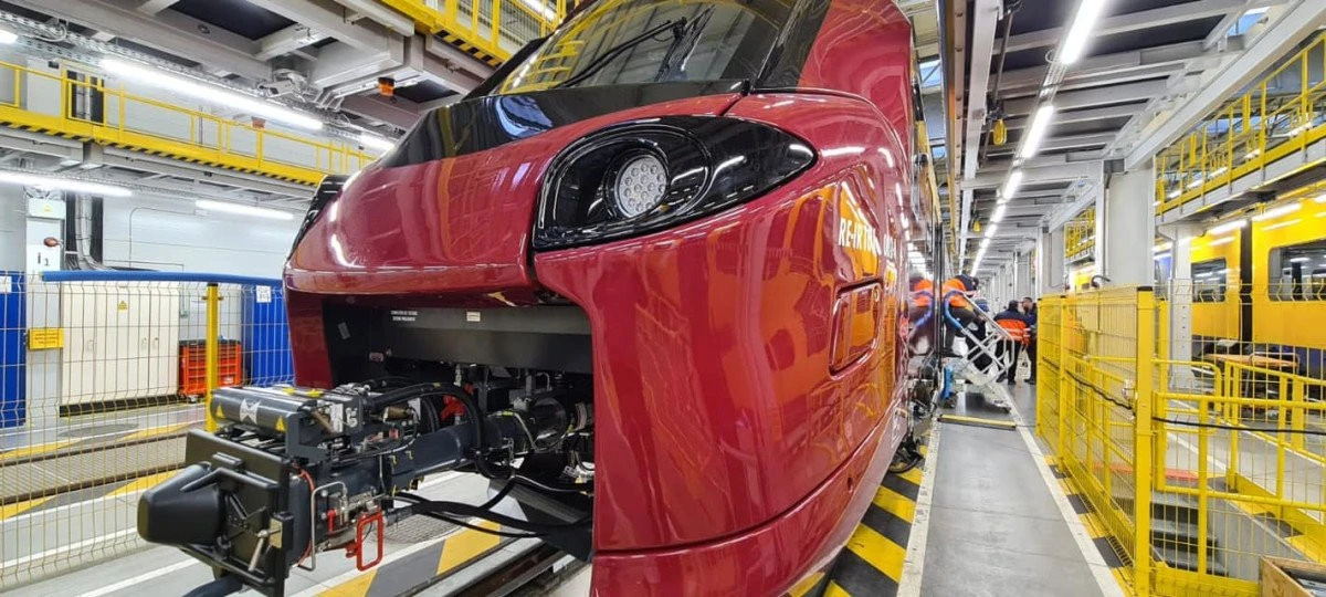Primul tren electric inter-regional produs de Alstom va ajunge la Curtici sâmbătă seara