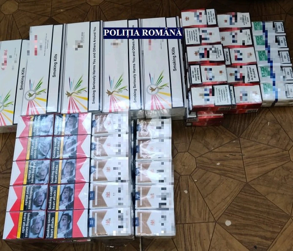 Prins cu țigări de contrabandă în Vlaicu