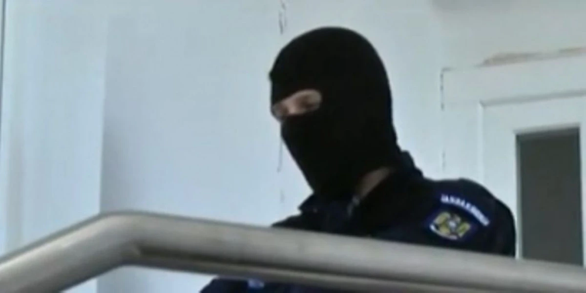 PROCURORII DNA EFECTUEAZA PERCHEZITII LA CONSILIUL JUDETEAN SI LA SEDIUL PNL BOTOSANI