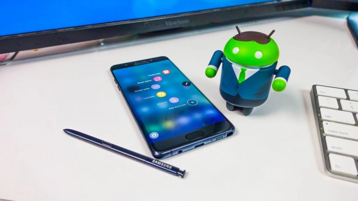 PRODUCȚIA TELEFONULUI GALAXY NOTE 7, SUSPENDATĂ