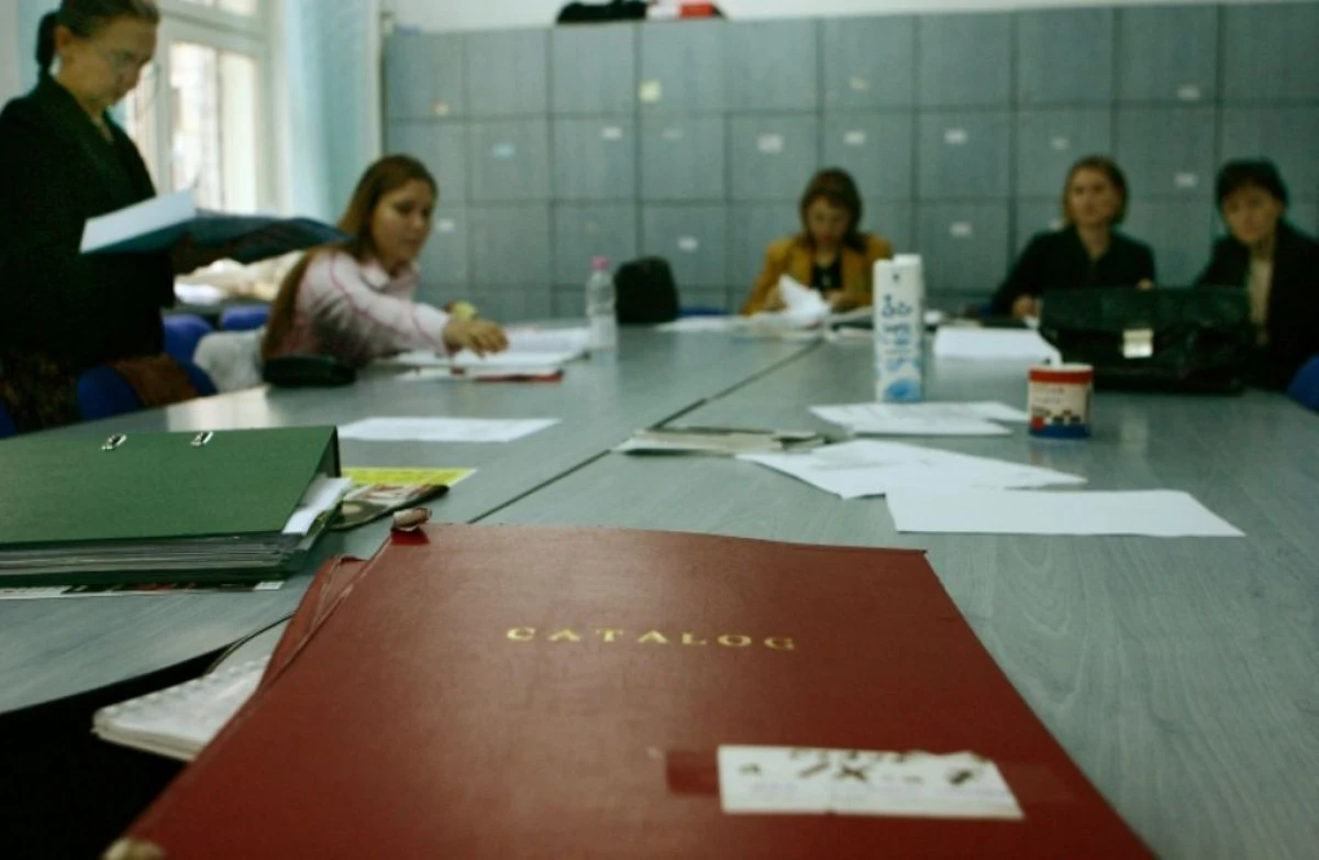 PROFESOR CONDAMNAT DEFINITIV LA TREI ANI DE INCHISOARE CU EXECUTARE PENTRU LUARE DE MITA