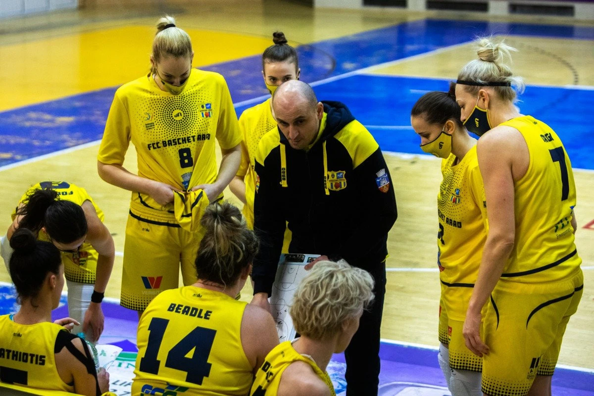Programul semifinalelor, în Liga Naţională de baschet. Aradul debutează în Sătmar