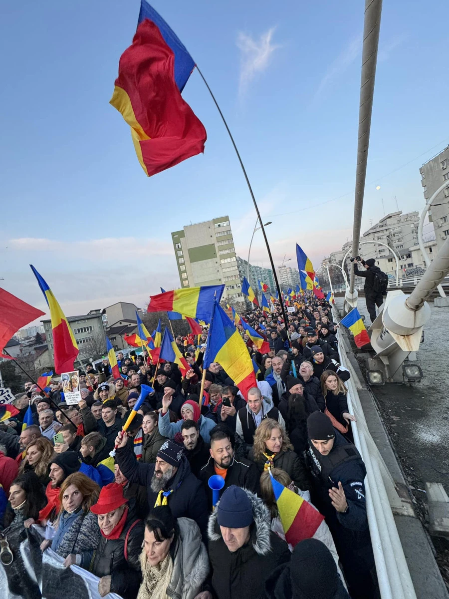 Protest pentru apărarea locurilor de muncă și împotriva austerității