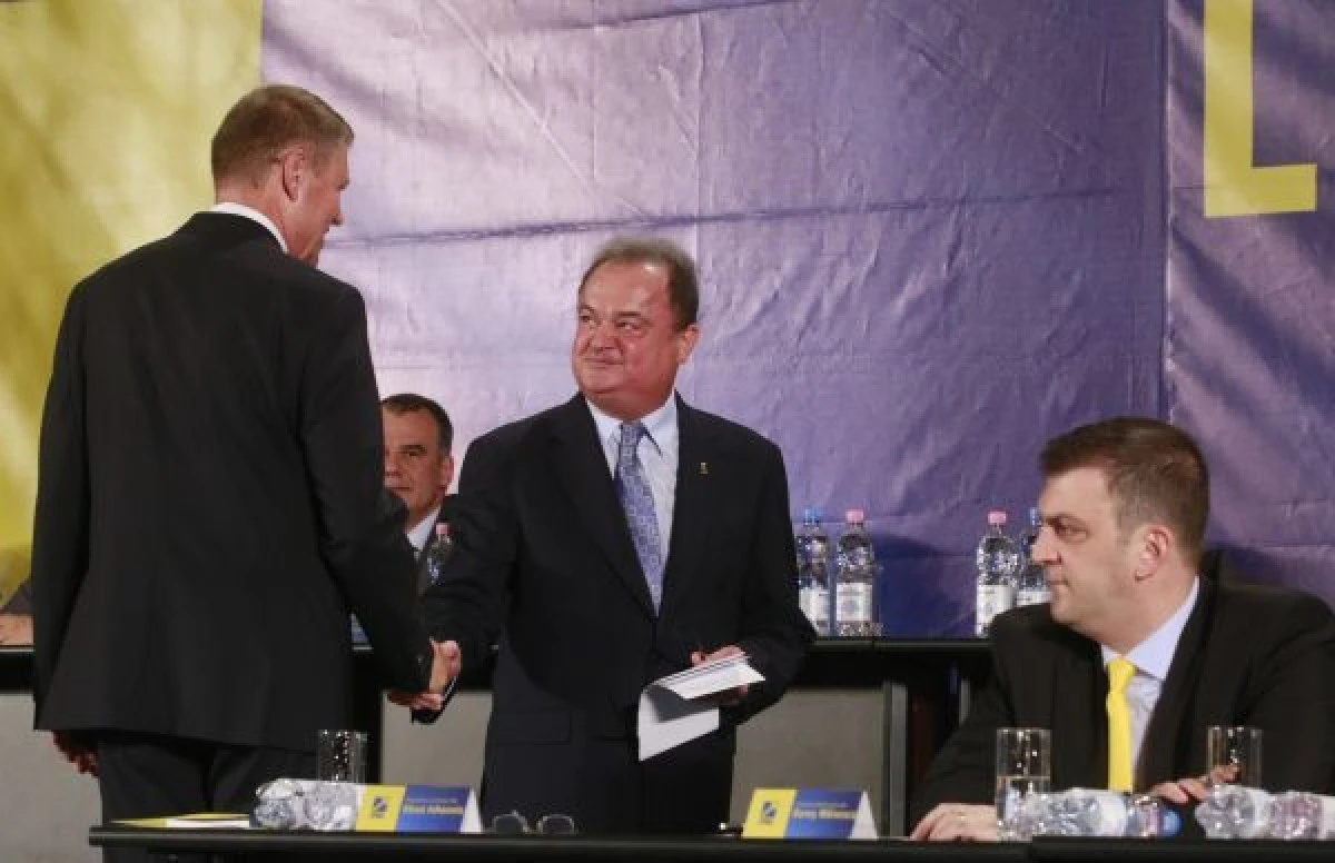PROTOCOLUL FUZIUNII PNL-PDL, APROBAT DE CONGRESUL COMUN