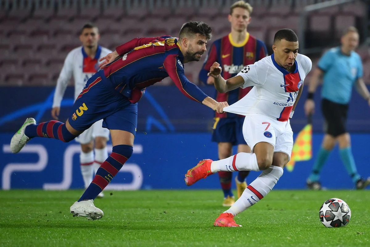 PSG a umilit-o pe Barca! Mbappe a reuşit un hatrick de poveste, pe Camp Nou