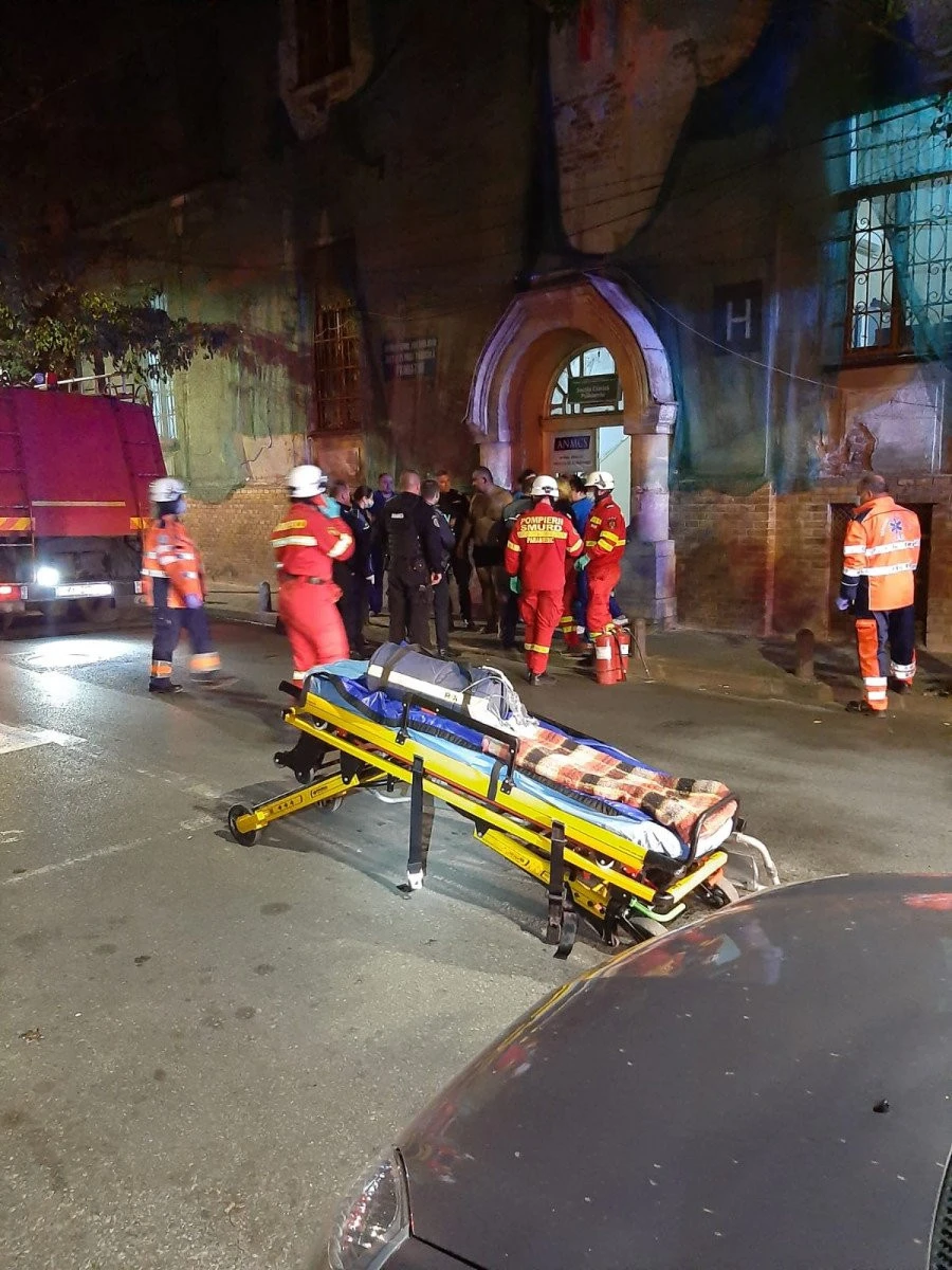Psihiatria, în flăcări. Un pacient a declanșat incendiul