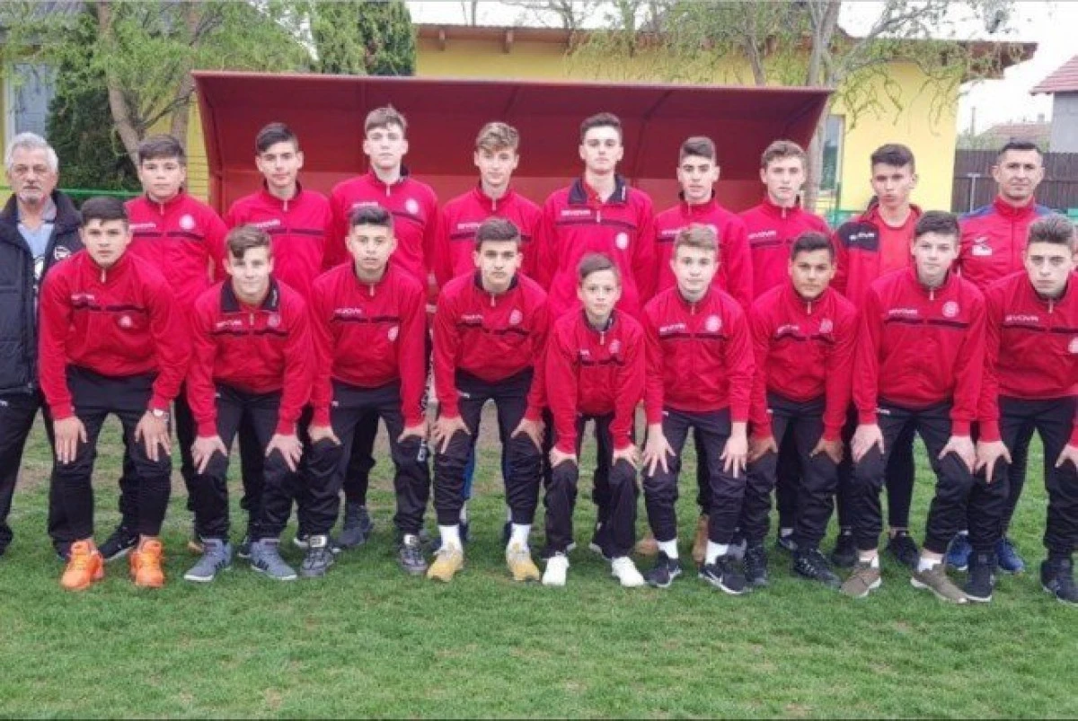 Puştii Viitorului Arad, între primele 16 echipe din ţară