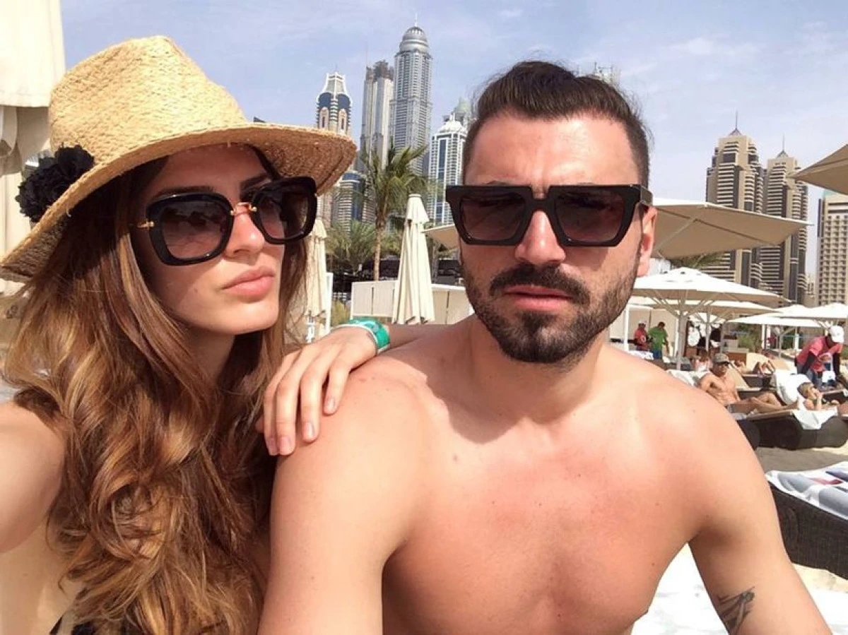 RALUCA OGICĂ A FOST CERUTĂ ÎN CĂSĂTORIE
