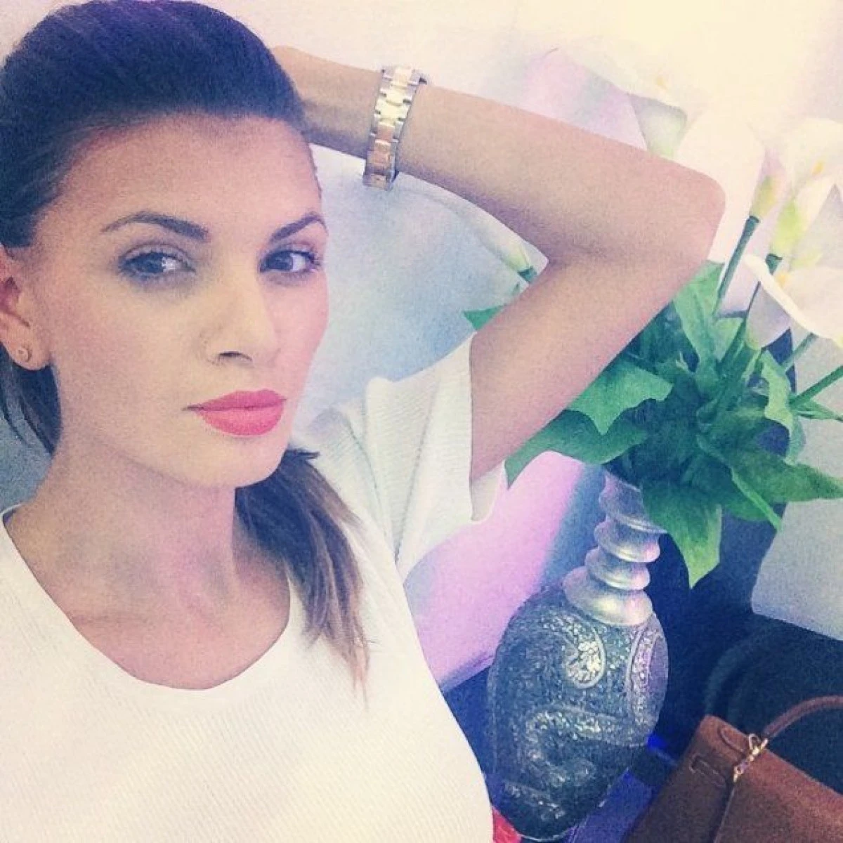 RAMONA GABOR SE INTELEGE DE MINUNE CU CUMNATUL EI!