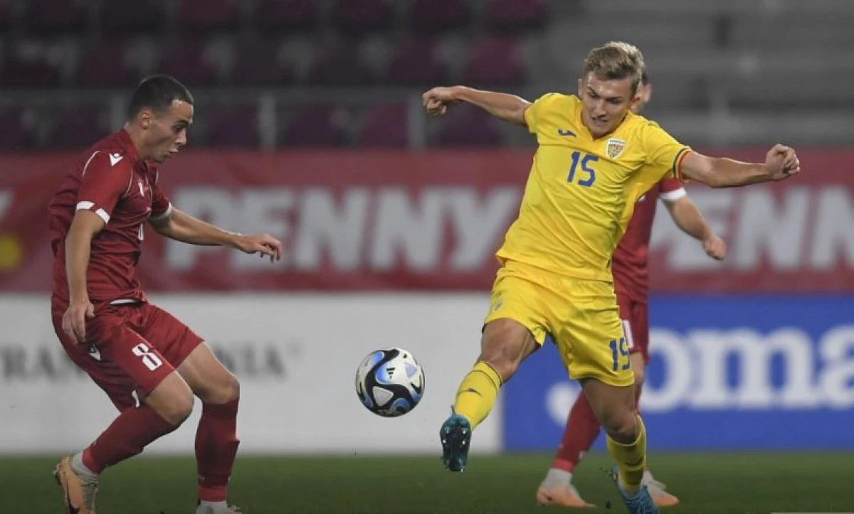 Rapidul mai dă o lovitură: îl ia de la Lecce pe ex-utistul Vulturar, titular în naționala de tineret