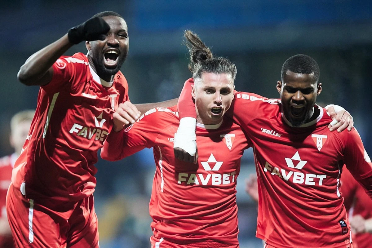 Rapidul urcă în zona de play-off, iar UTA se menține pe locul 10! Cum arată situația la zi din SuperLiga