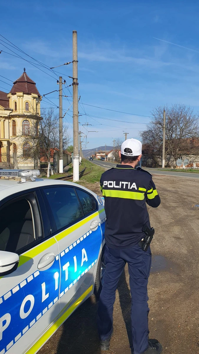 Razii în județ! Polițiștii arădeni au verificat zeci de persoane și autovehicule