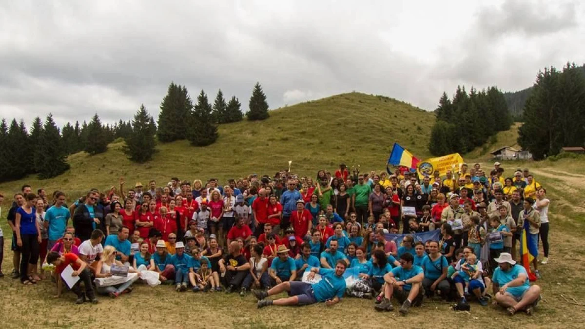 RECORD DE ECHIPE PARTICIPANTE L A ”TROFEUL MUNȚILOR”