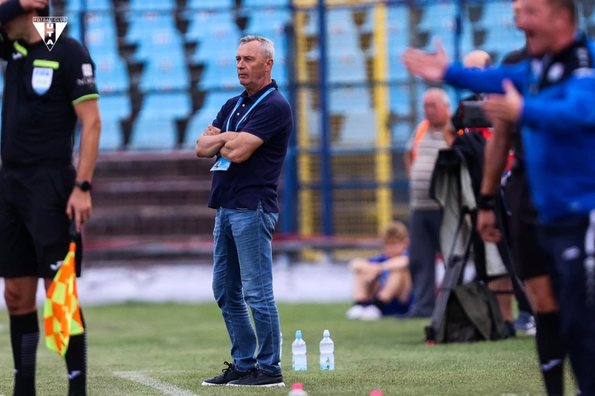 Rednic le cere fanilor timp și răbdare: ”E un punct câștigat, am făcut multe greșeli”