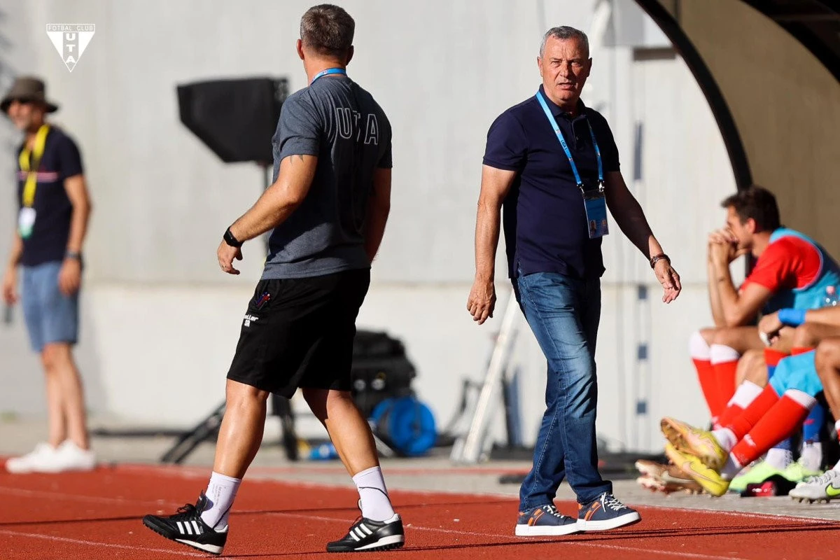 Rednic se leagă de arbitraj, dar e clar din alt film: ”Meritam cel puțin un egal, am pierdut nemeritat!”