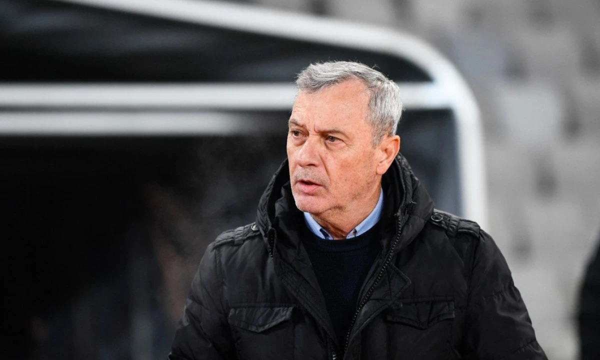 Rednic tună și fulgeră: ”Au fost incidente în vestiar! Toți sunteți Mourinho, s-ar putea să-mi pierd răbdarea și n-ar fi bine!”