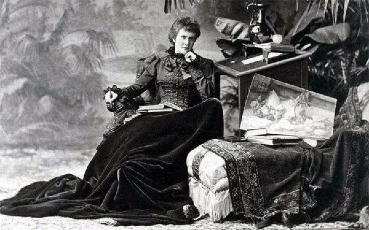 REGINA ELISABETA VA FI COMEMORATA LA SAVARSIN, LA O SUTA DE ANI DE LA MOARTE