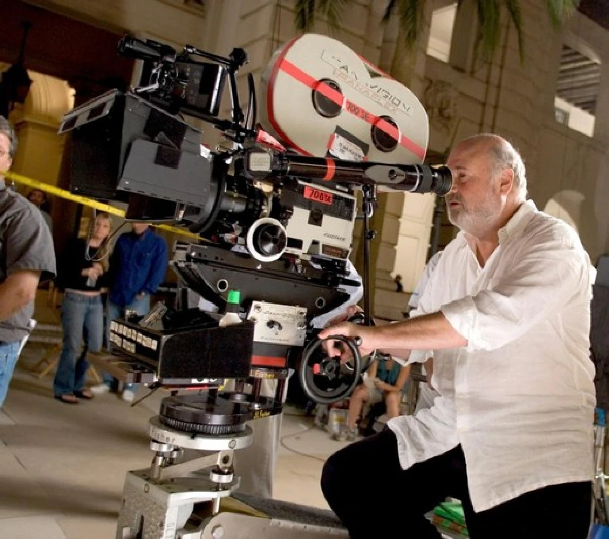 Regizorul Rob Reiner și soția sa, găsiți morți în locuința lor din Los Angeles