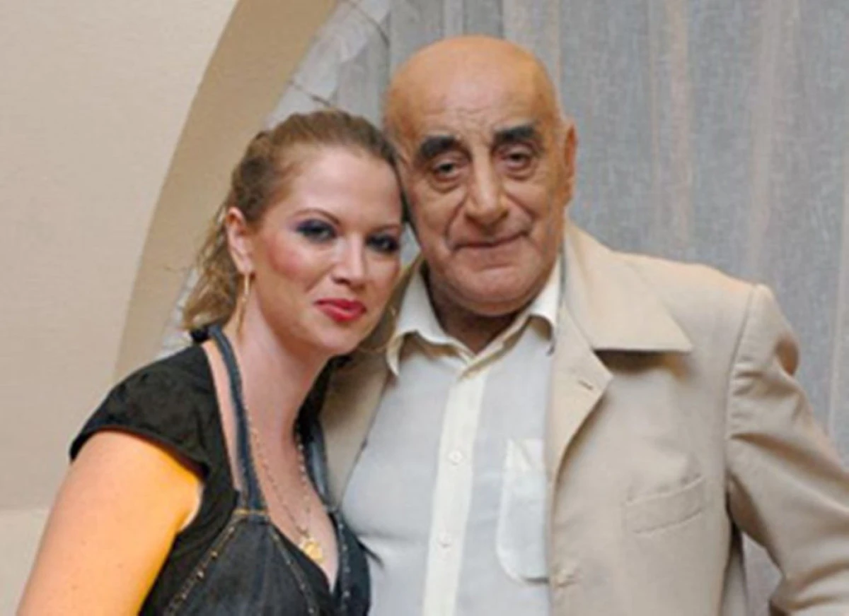 REGRETUL LUI VIOREL LIS DE ZIUA DE NASTERE!