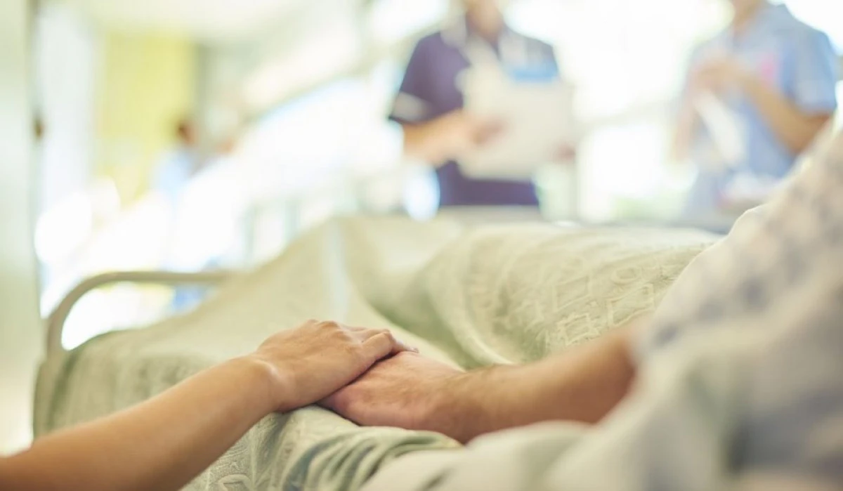 Reguli noi în spitale pentru vizitatori: Nu au voie să stea mai mult de 30 de minute