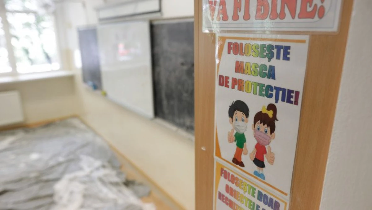 Regulile pentru noul an școlar. Măsurile care se iau când apare un caz de infectare într-o clasă
