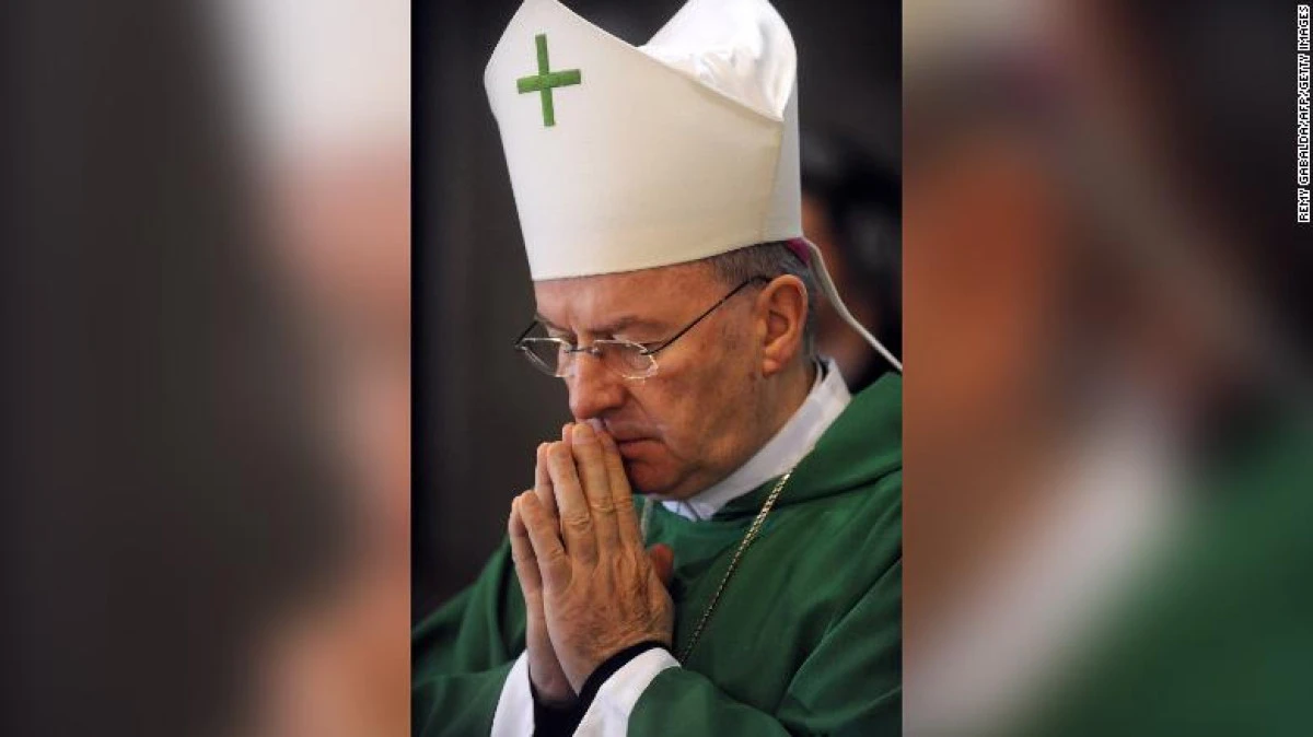 Reprezentantul Vaticanului în Franța este investigat pentru agresiune sexuală