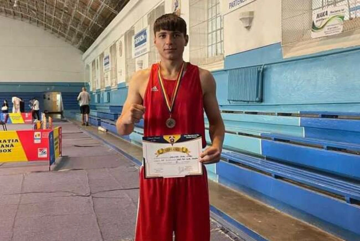 Repus pe harta boxului, Motorul Arad are medaliat cu argint la Cupa României