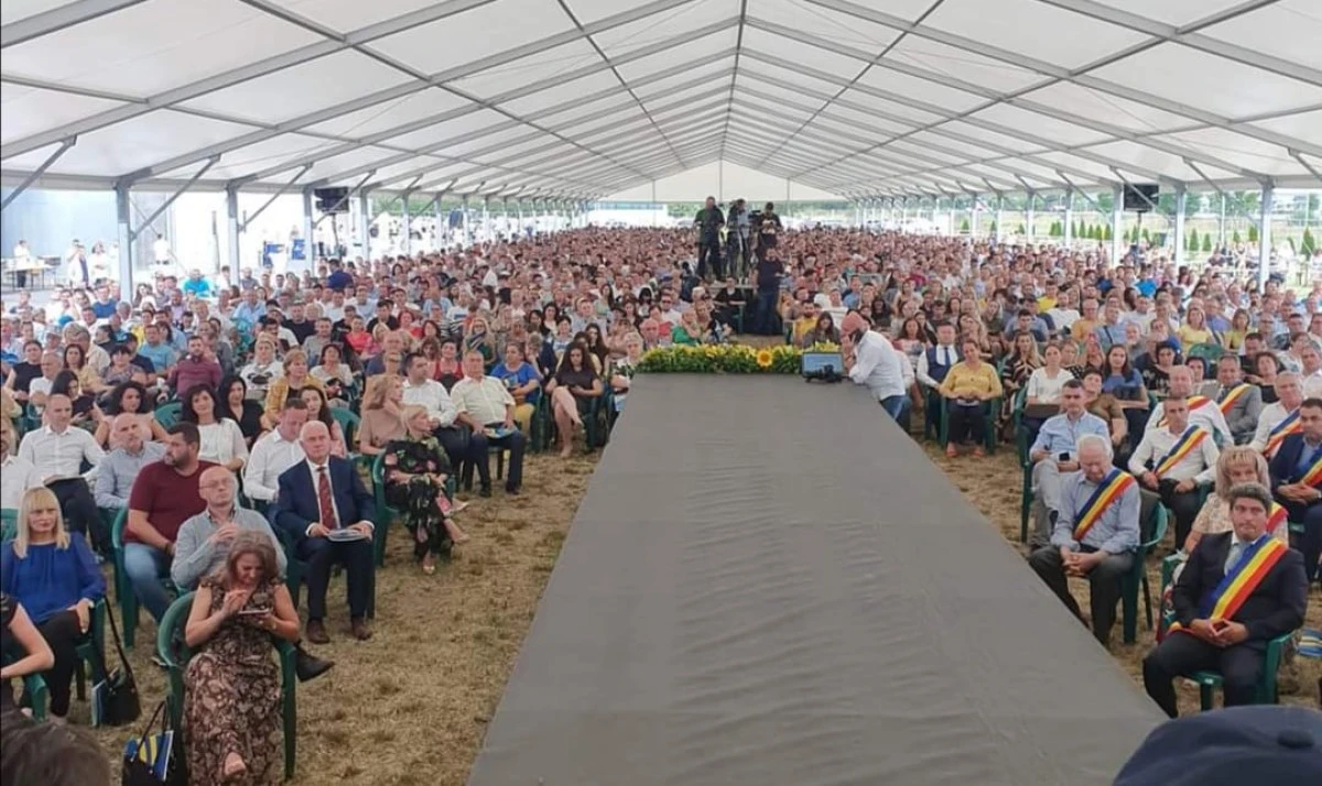 Restricții doar pentru proști: Falcă a câștigat (nu l-a contracandidat nimeni), un nou mandat în fruntea PNL Arad, în fața a aproape 3.000 de participanți