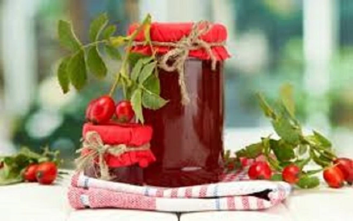 Rețeta zilei: Dulceață de măceșe, ca la mama acasă
