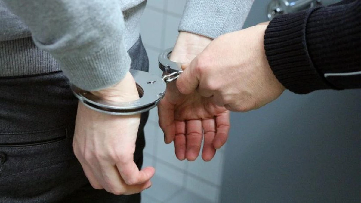 Reținut pentru 24 de ore, după ce a comis mai multe ilegalități în trafic