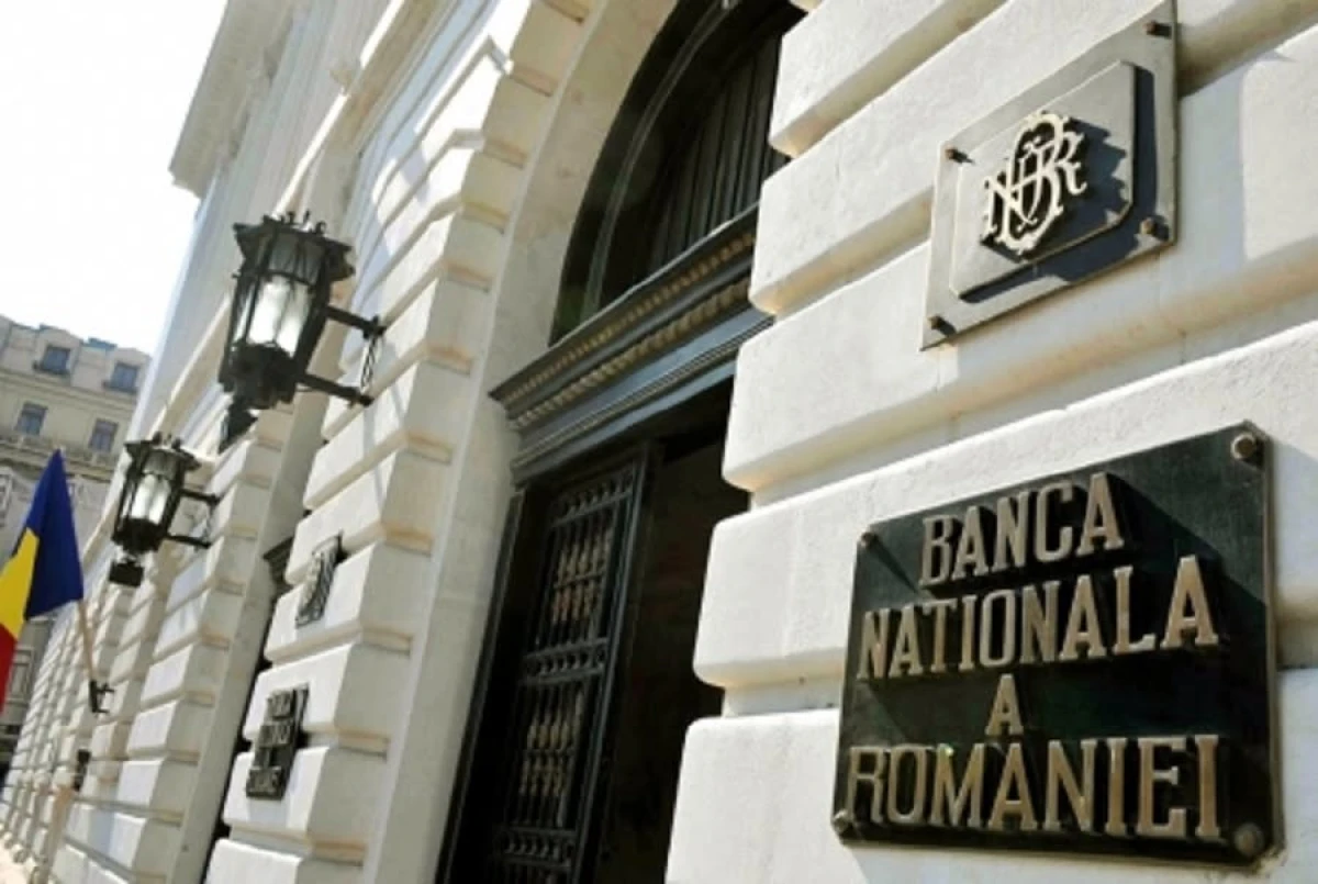 Rezervele valutare ale BNR au scăzut la 63,23 miliarde de euro. Aproape un miliard de euro a intrat în iulie în conturile Ministerului Finanțelor