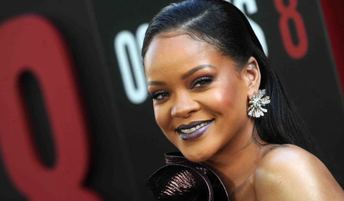 Rihanna scoate piesă nouă după aproape şase ani