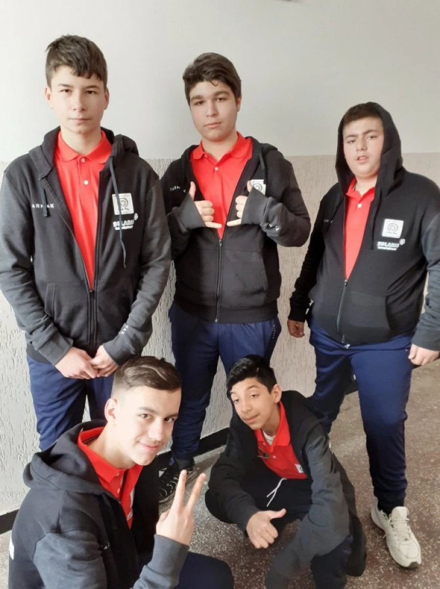 RoboTeam Alpha - O echipă cu care ne mândrim!