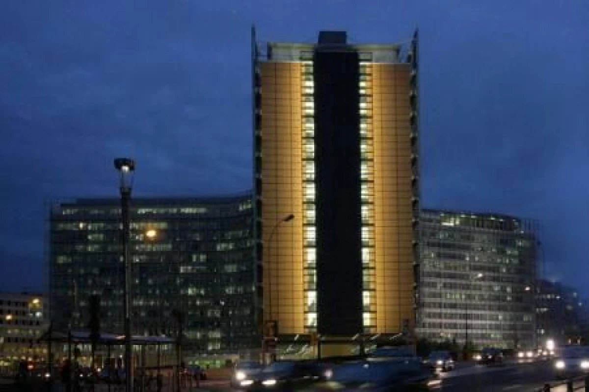 ROMANIA A SOLICITAT COMISIEI EUROPENE PRELUNGIREA CU 6 LUNI A TERMENULUI DE RAMBURSARE A PLATILOR PRIN PNDR 2007-2013