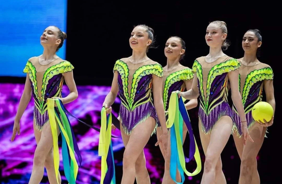 România a strălucit la Cupa Europeană de ritmică de la Baku! Trei gimnaste de la CSM Arad, printre tricolore