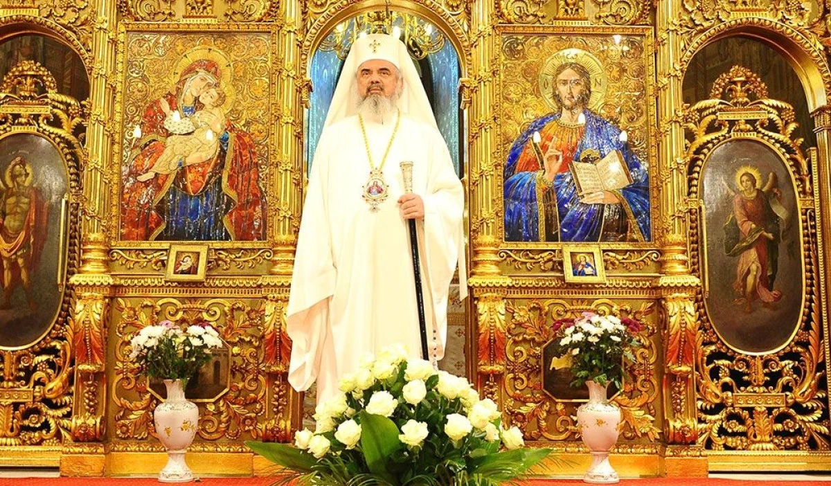 ROMÂNII ÎȘI SERBEAZĂ ASTĂZI PATRIARHUL. LA MULȚI ANI PREAFERICITE PĂRINTE PATRIARH!