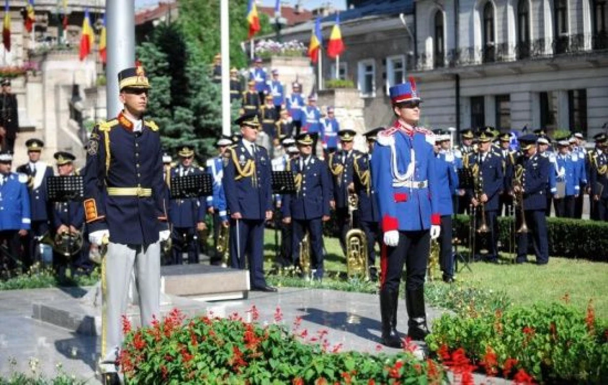 ROMANII SARBATORESC ASTAZI ZIUA IMNULUI NATIONAL
