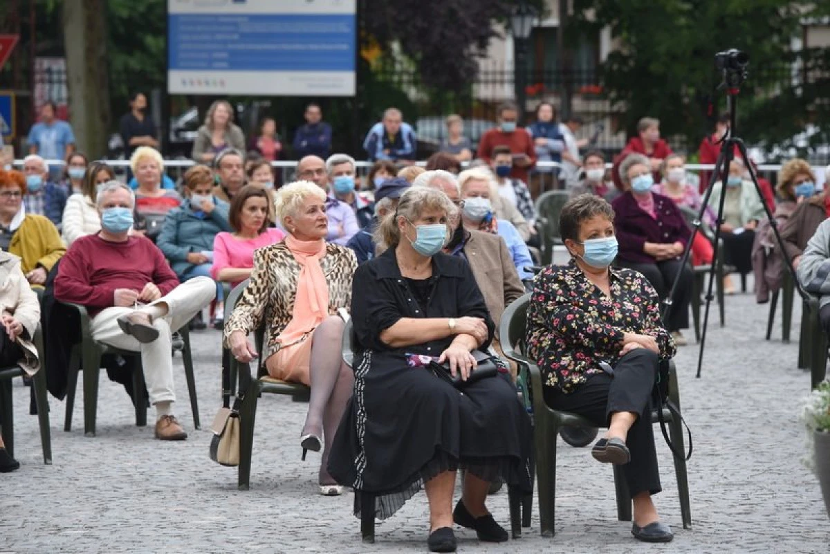 Românii vor evenimente și sunt cei mai dispuși să respecte regulile