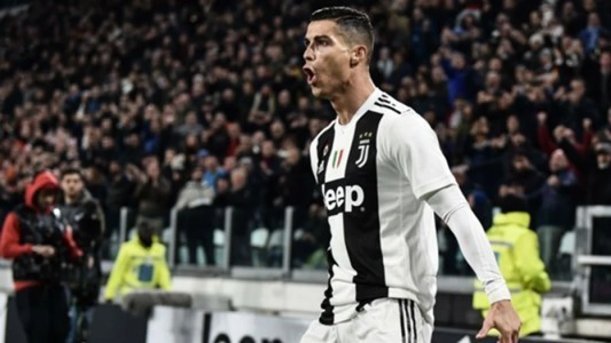 Ronaldo şi Griezmann se luptă pentru trofeul Globe Soccer