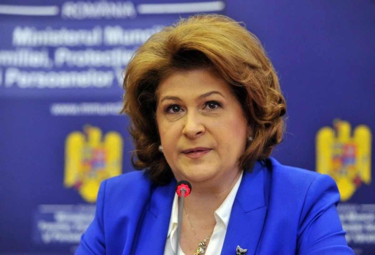 ROVANA PLUMB: DORIM CA PANA IN 2020 SA NU MAI AVEM COPII IN CENTRE DE PLASAMENT