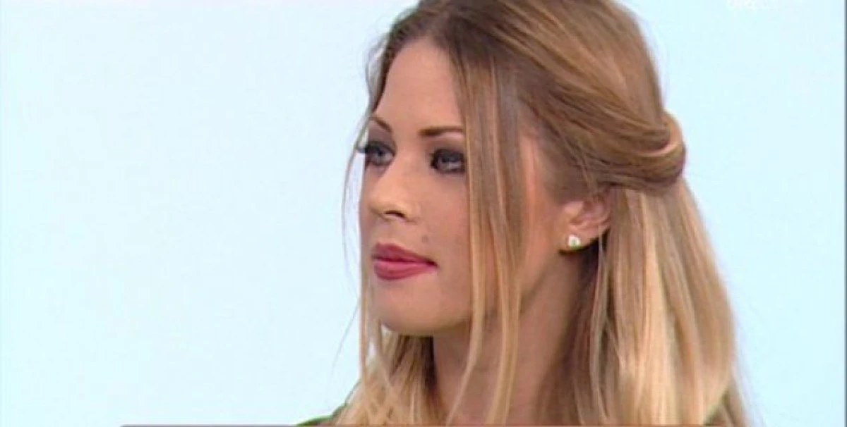 ROXANA NEMES, TULBURATA DUPA DESPARTIREA DE RADU GROZA: "E PENTRU PRIMA DATA CAND TREC PRIN ASA CEVA!"