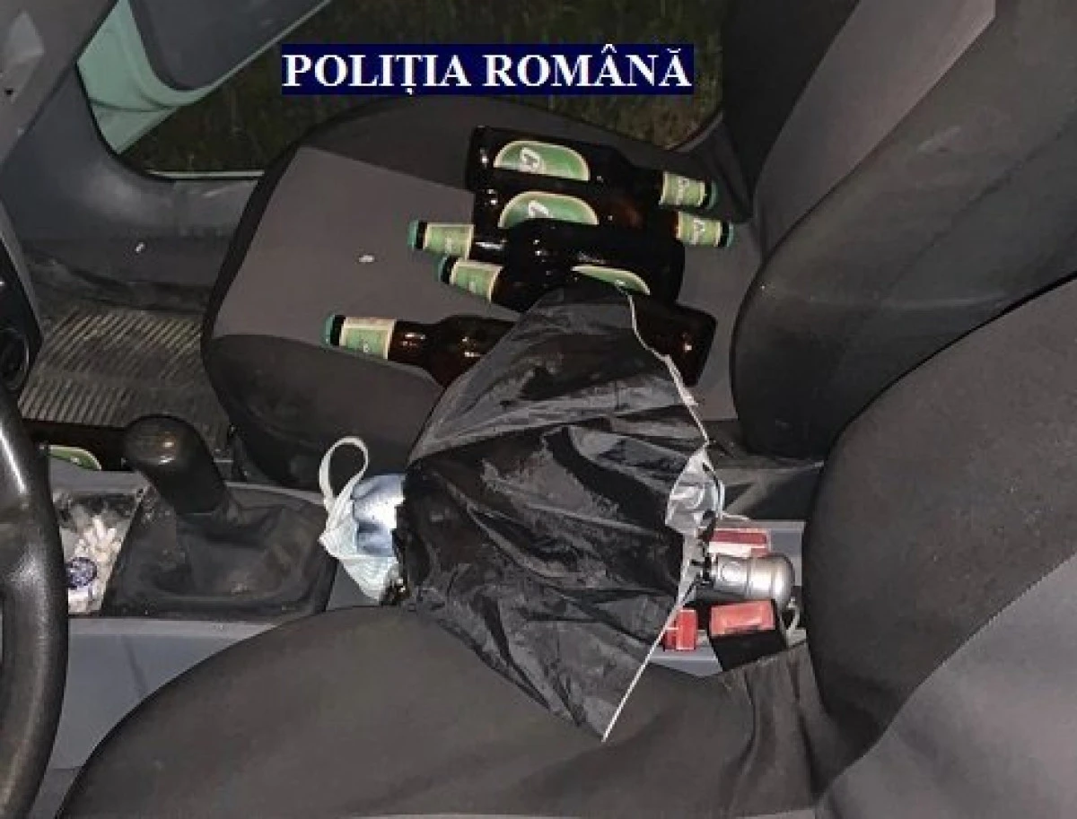 S-a urcat băut la volan și a fugit de polițiști. S-a lăsat cu dosar penal