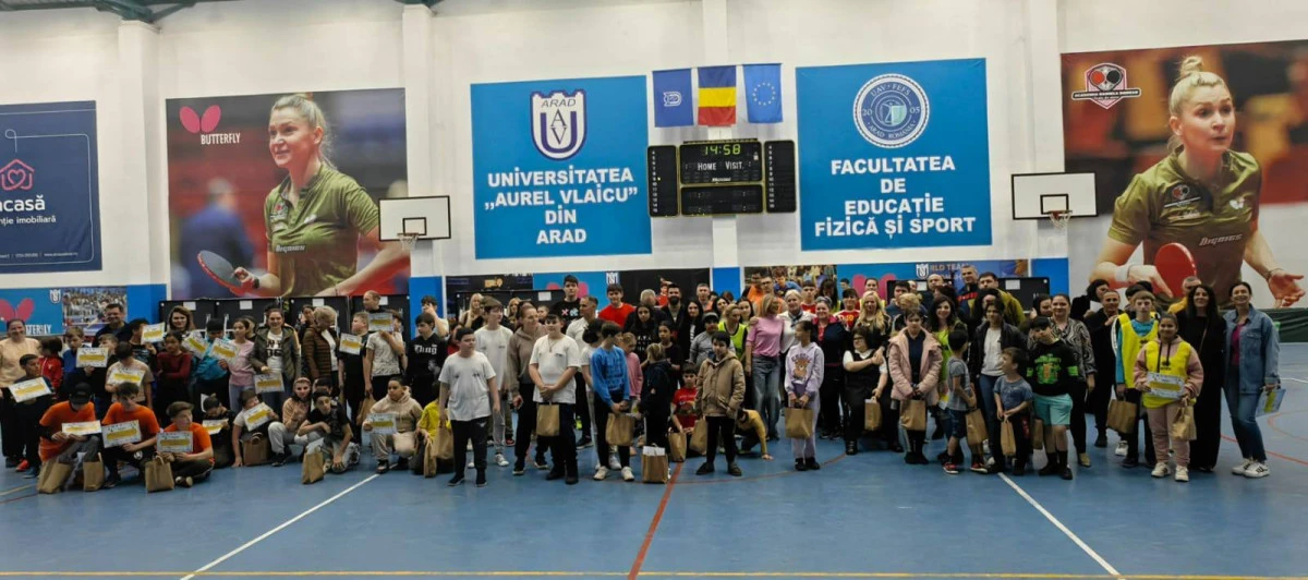Sala de sport a Universității „Aurel Vlaicu” din Arad a găzduit concursul „Copii suntem toți”