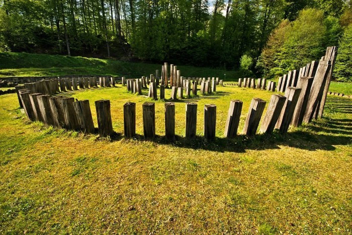Sarmizegetusa Regia, închisă după ce drumul a fost distrus de ape